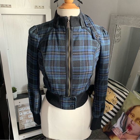 Guess Jackets & Blazers - Guess jeans | plaid jacket size small
